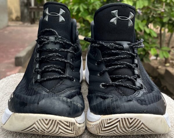 Under Armour Curry 3zer0