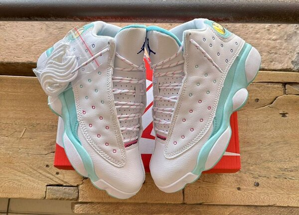 AIR JORDAN 13