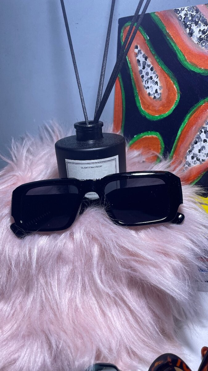 Lunettes de soleil rectangulaires élégantes