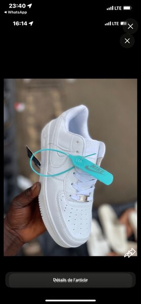 Baskets blanches élégantes