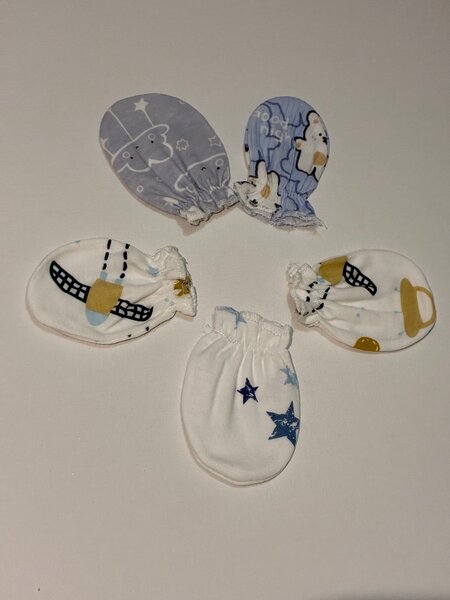 Mitaines Bébé Douces à Motifs