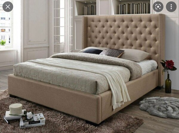 Lit Capitonné Élégant