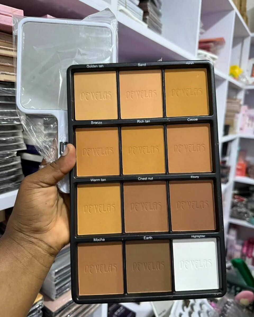 Palette de Contouring Professionnelle