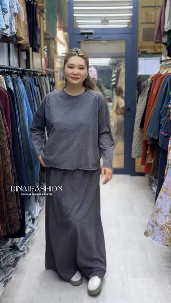 двойка костюм , кофта + юбка ( боковой карман , рабочий )