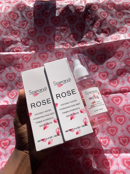 Eau de rose