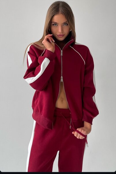 Спортивный костюм