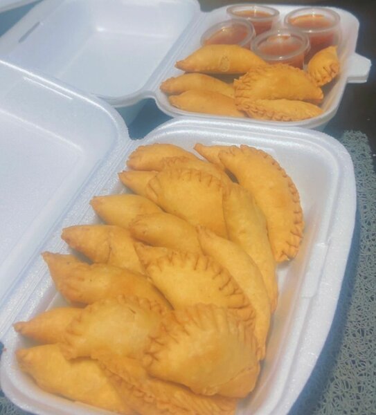 Pastel au poulet sucré-salé