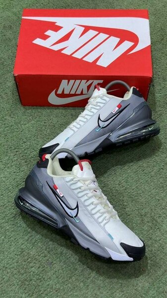 Chaussures Nike pour Homme