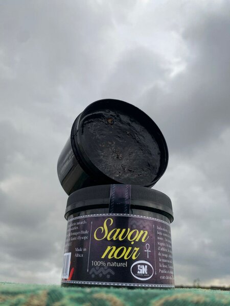 Savons noir de Royal cosmétik