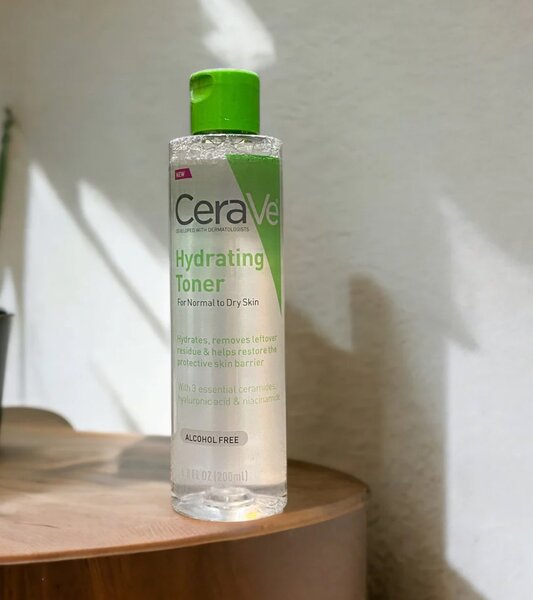Cera ve hydrating toner