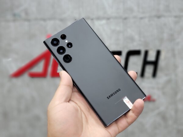 Samsung S22 Ultra