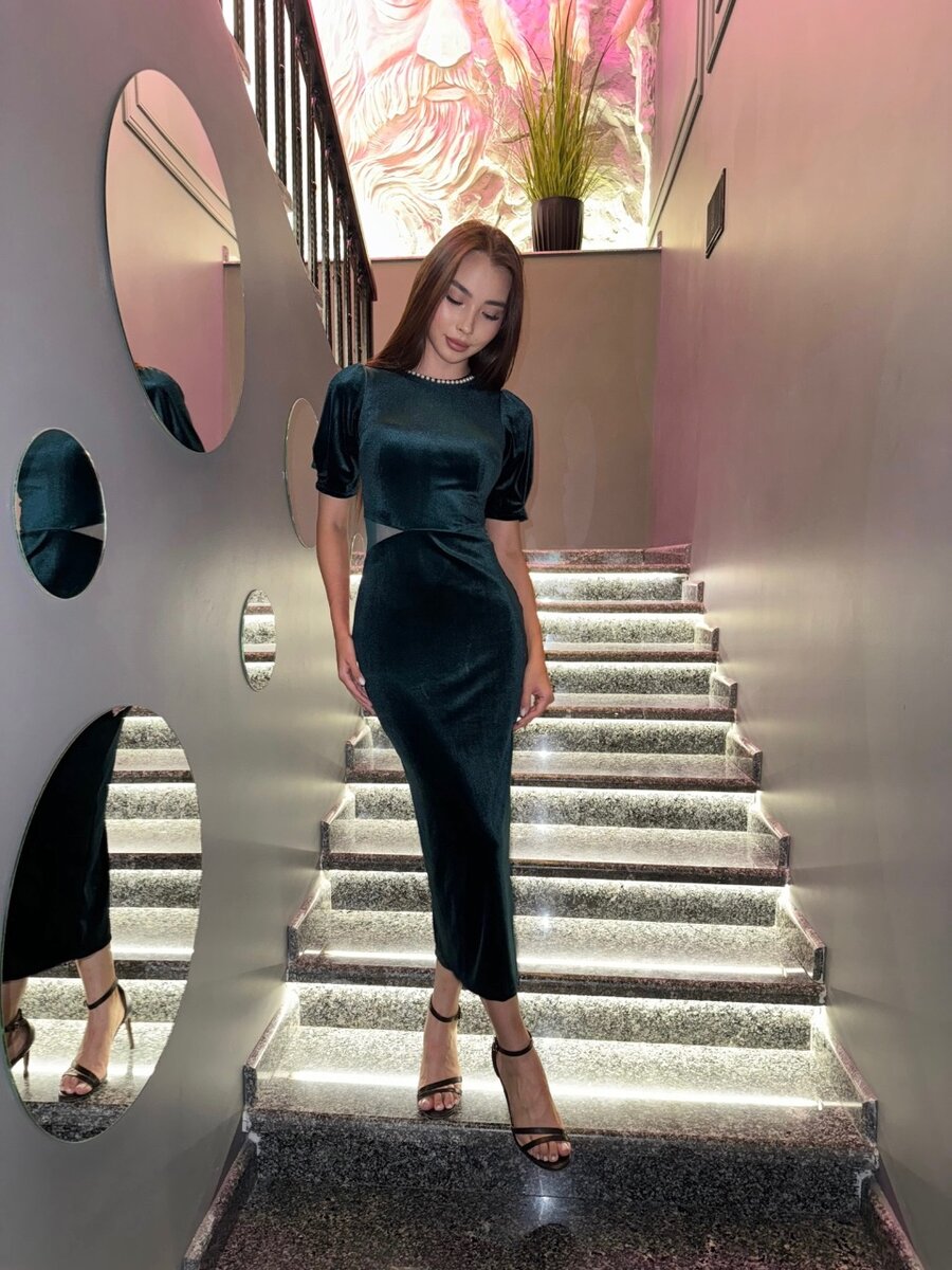 Велюровое платье