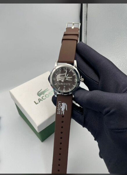 Montre Lacoste Homme et Femme