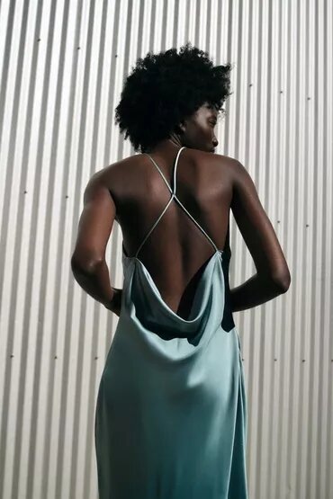 Zara НОВОЕ платье