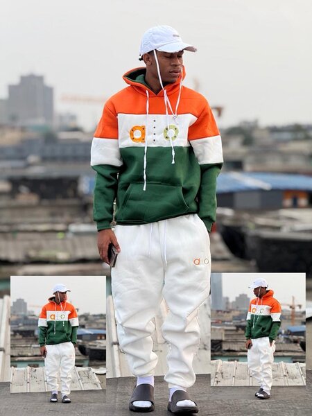 Sweat à capuche coloré