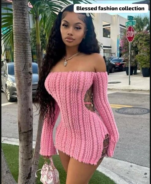 Robe tricotée en maille rose