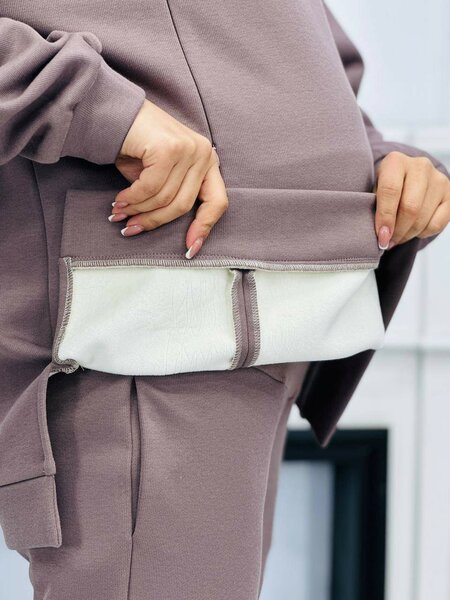 Костюм для беременных и кормящих мам