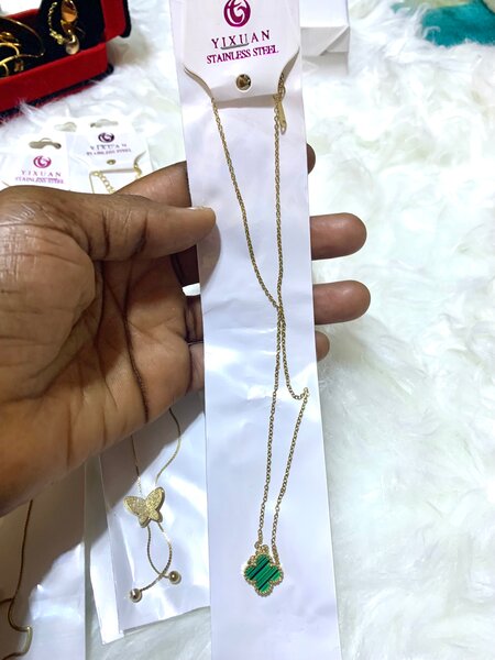 Collier Trèfle en Acier Inoxydable