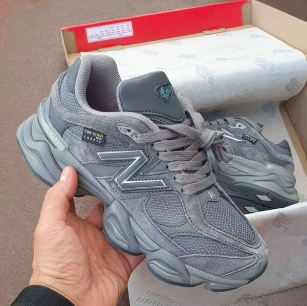 New balance 9060