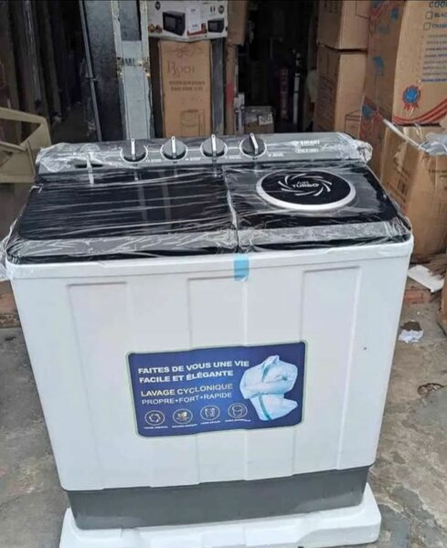 Machine à laver semi-automatique avec cuisinière intégrée