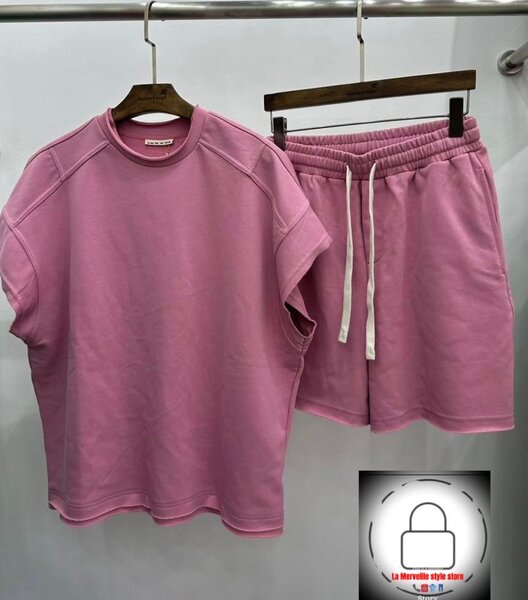 Ensemble sport décontracté