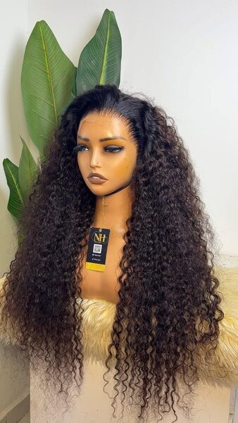 Perruque Bouclée Longue Naturelle