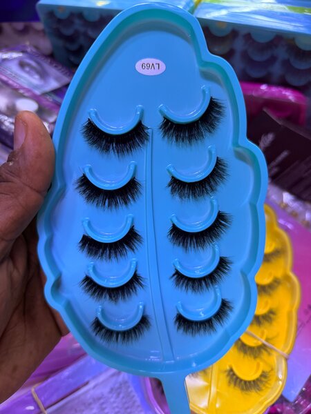 Cils Faux Effet Volume