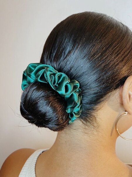 Chouchou en satin coloré