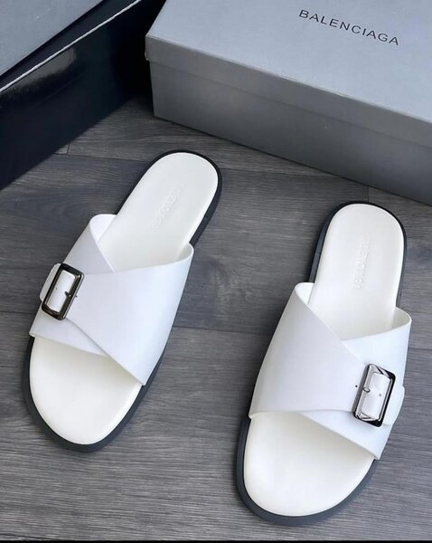Fashion slippers
