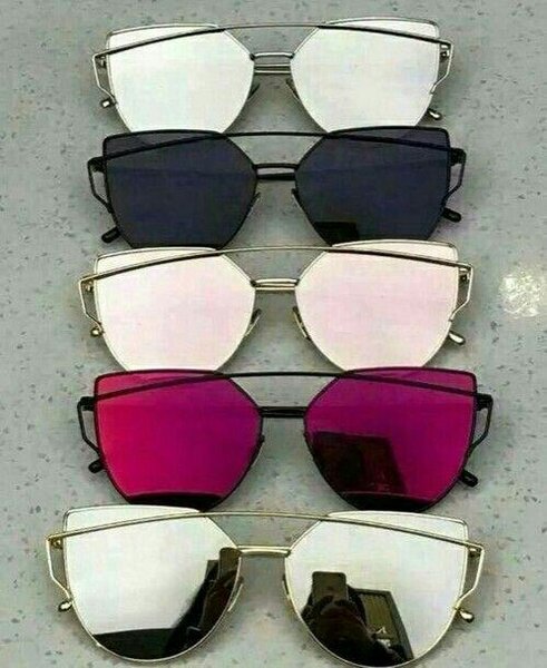 Lunettes de Soleil Modernes