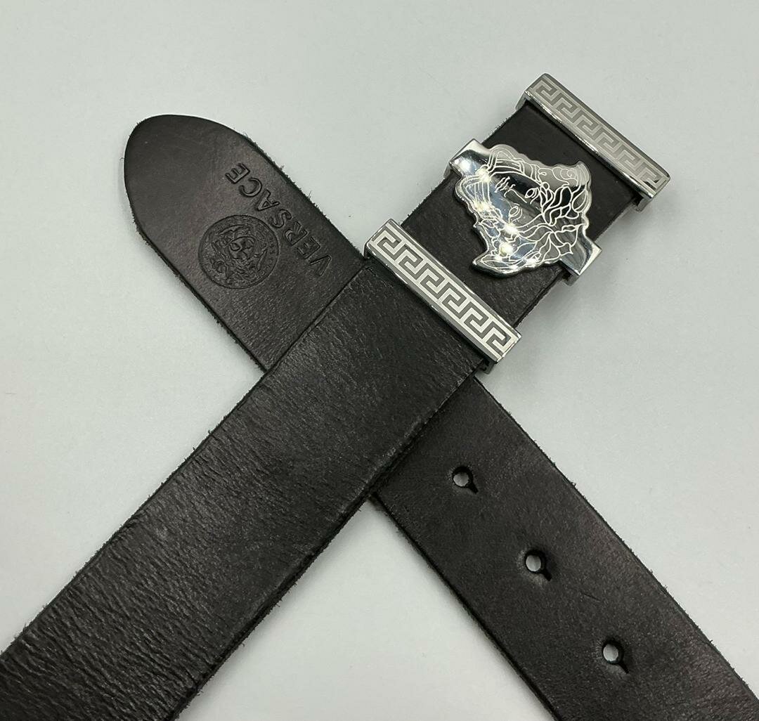 Ceinture en cuir noir élégante