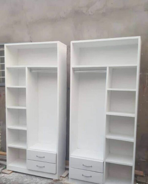 Armoire blanche moderne
