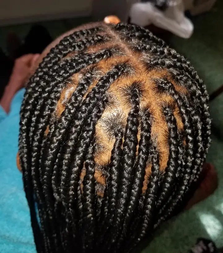 Knotless braids