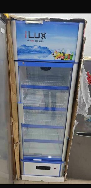 Réfrigérateur vitré