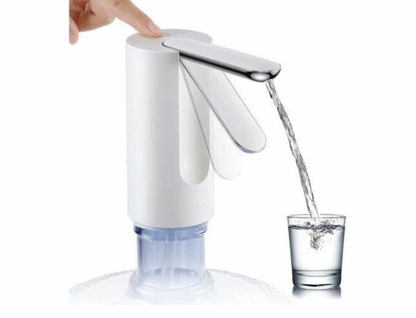Distributeur d'eau USB