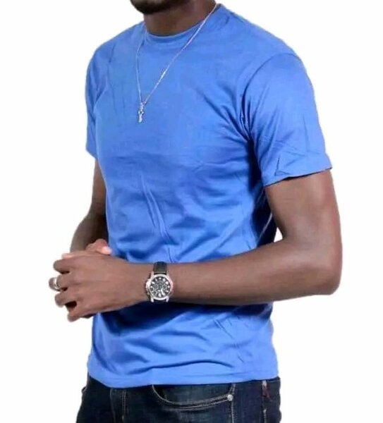 Tee-shirts à couleurs uniques