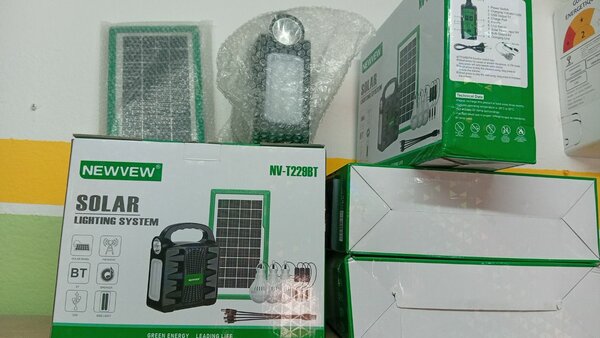 Lampe Solaire LED 200W Étanche IP66