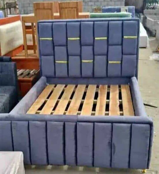 Lit rembourré moderne