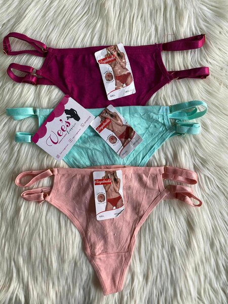 Strings et culottes pour femmes