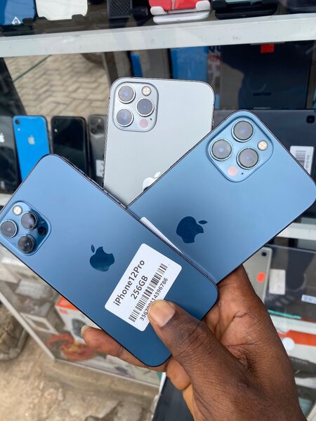 12 Pro Max 128, 256gig