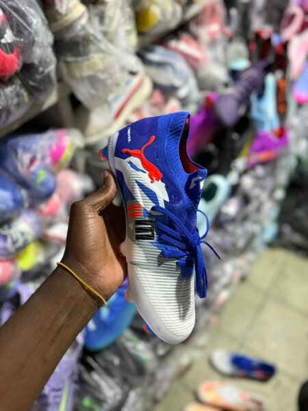 Chaussures de football légères