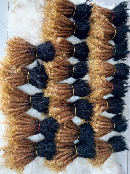 Extensions de cheveux afro naturelles