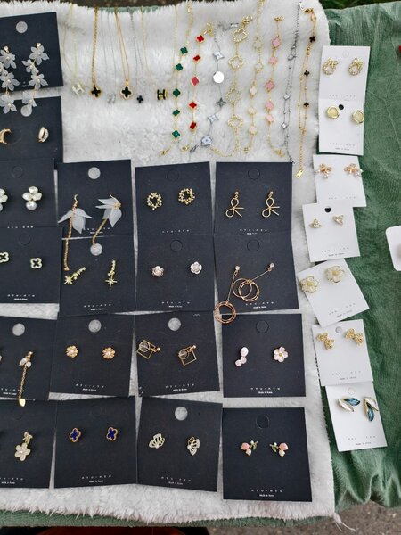 Серьги-крючки