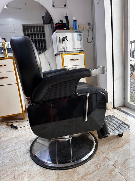 Barbering chair and clippers