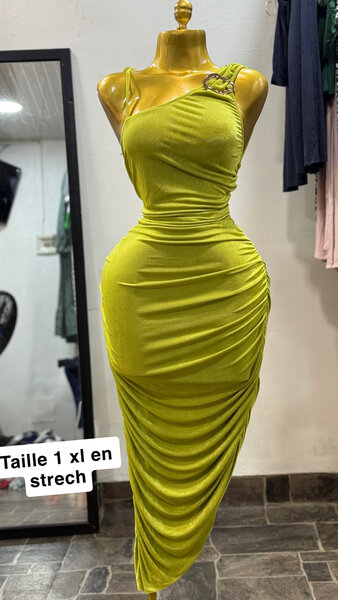 Robe élégante stretch XL