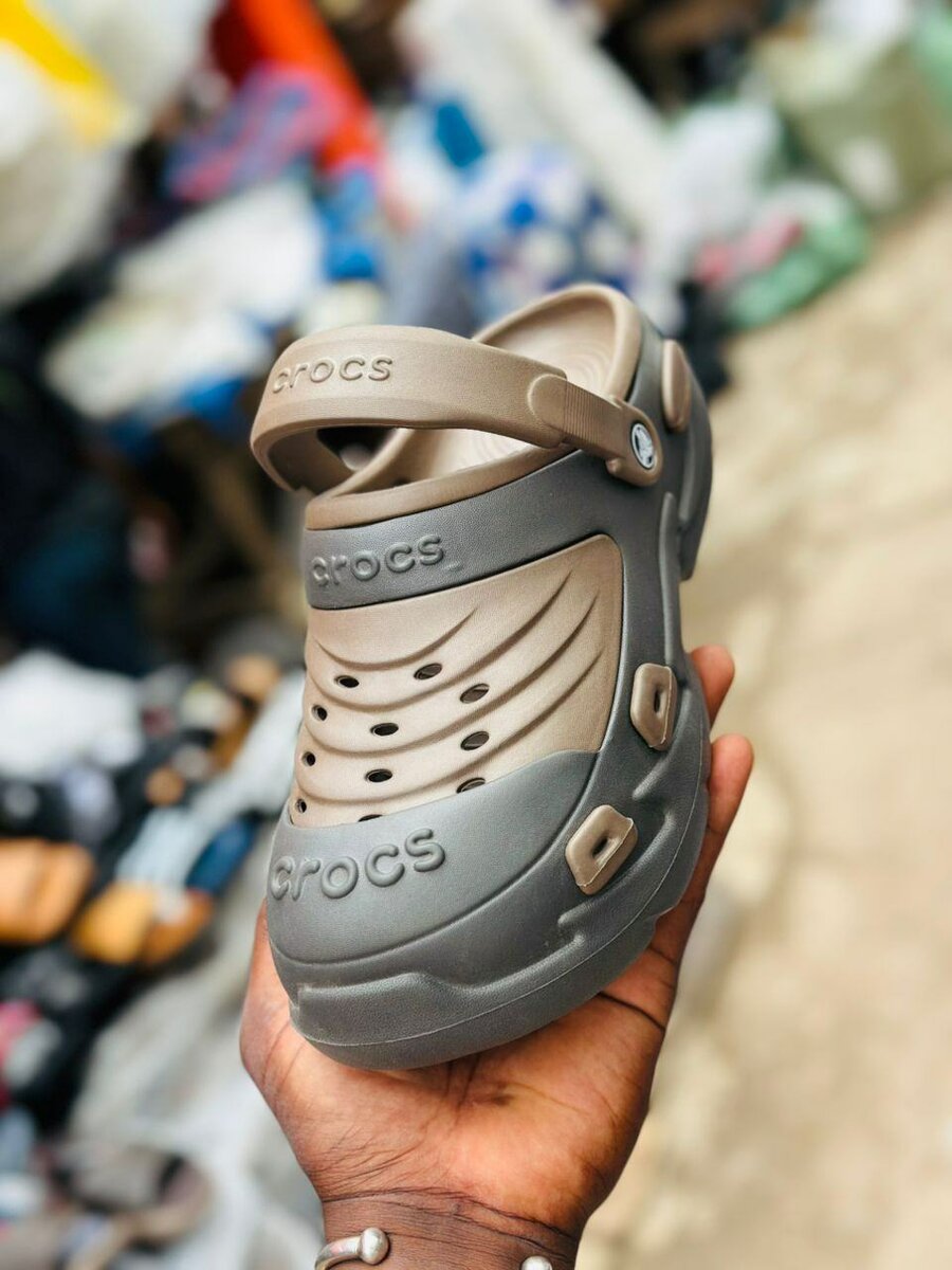 Sandales légères Crocs unisexes