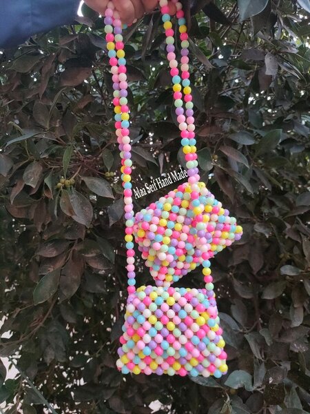 Sac coloré en perles