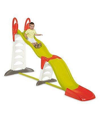 Aire de jeux pour enfants avec toboggan