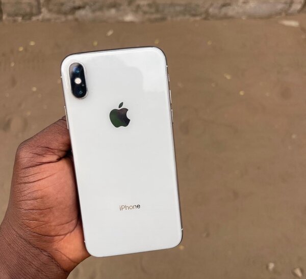 IPHONE X
