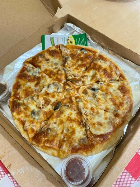 Délicieuse Pizza royal poulets